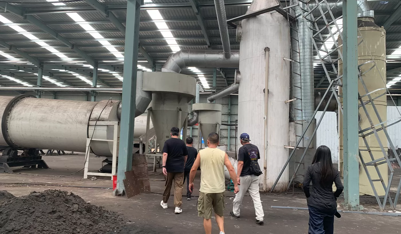Mongolian customers visit